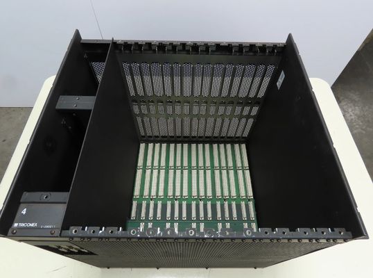 Invensys Triconex 15 Slot Chassis Rack with 10µHz to 40MHz Bandwidth and 4 Input Channels for PLC Systems